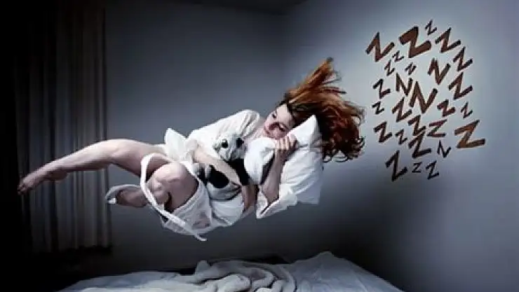 İşte uyurken sıçramamızın nedeni