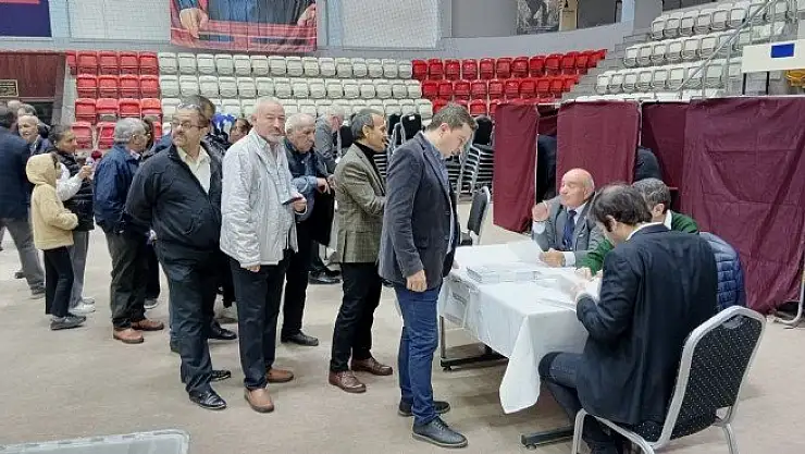 İYİ Parti İzmir sandık başında