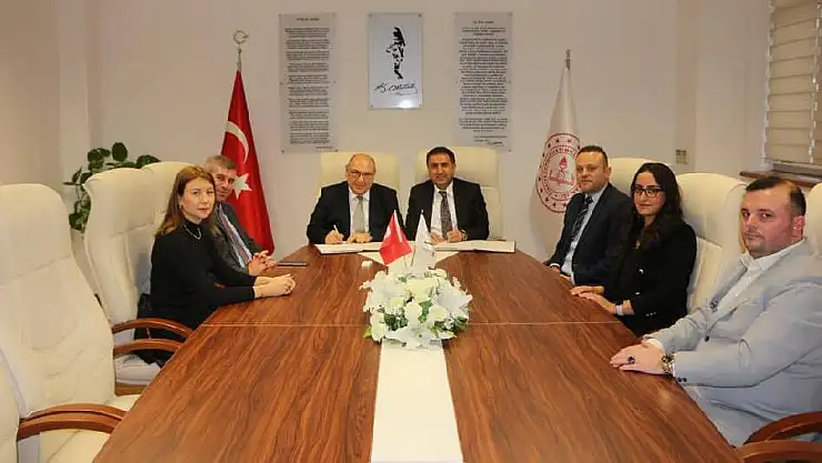 İzmir İl Milli Eğitim Müdürlüğü ve İzmir Doğalgaz A.Ş. Arasında İşbirliği Protokolü İmzalandı