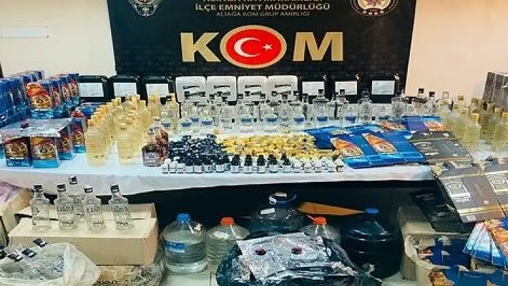 İzmir’de gerçekleşen kaçakçılık operasyonlarında binlerce kaçak ürün ele geçirildi