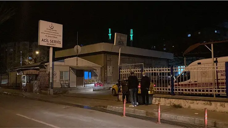 İZMİR'DE İKİ HUSUMETLİ GRUBUN BIÇAKLI, SİLAHLI KAVGASINDA KAN AKTI: 2 ÖLÜ