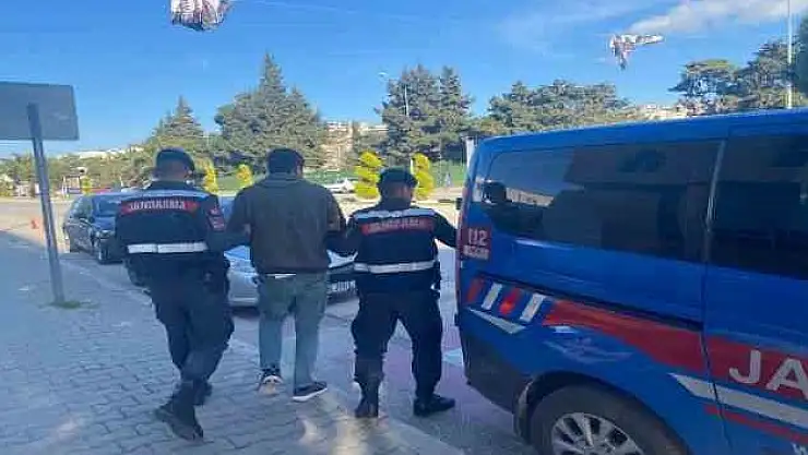 İzmir’de kayıp 8 firari yakalandı