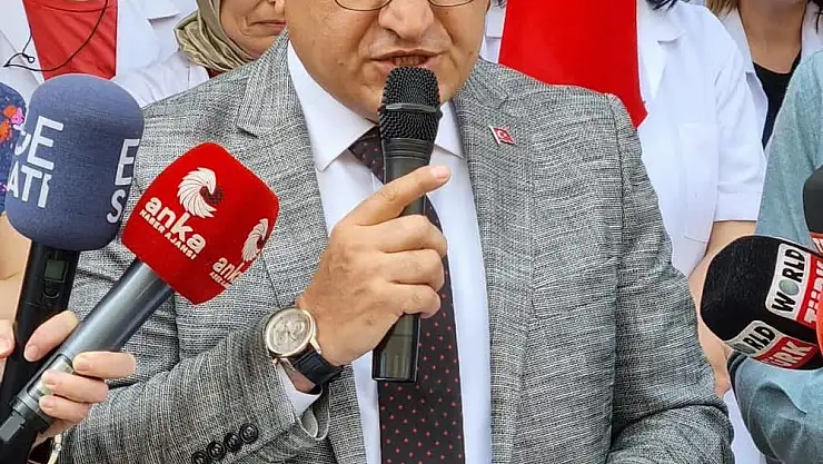 İzmir'de sağlıkta şiddete karşı tepki