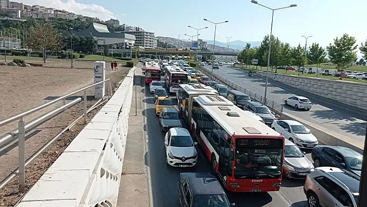 İzmir’de trafiğe kayıtlı araç sayısını açıklandı