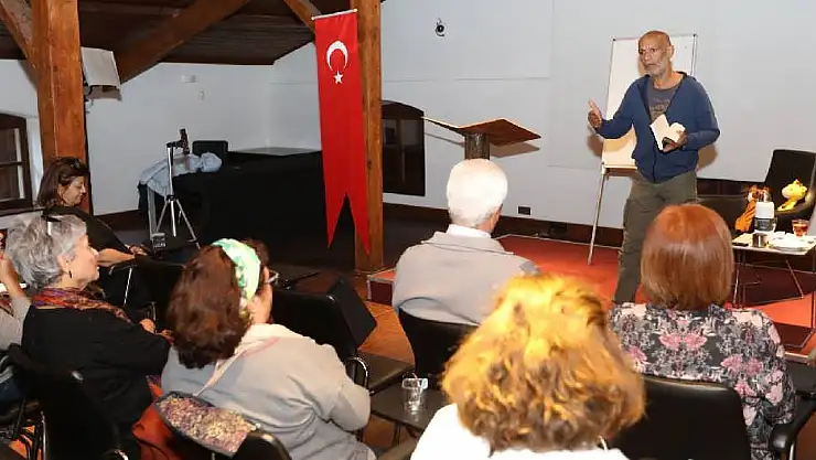 KENT BELLEĞİNDE ŞİDDETSİZ İLETİŞİM ATÖLYESİ