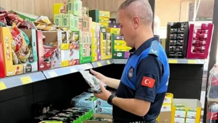 Kiraz Belediyesi'nden Market ve İşletmelere Sıkı Denetim