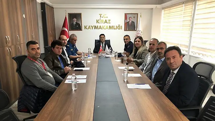 Kiraz'da Bağımlılıkla Mücadele Toplantısı