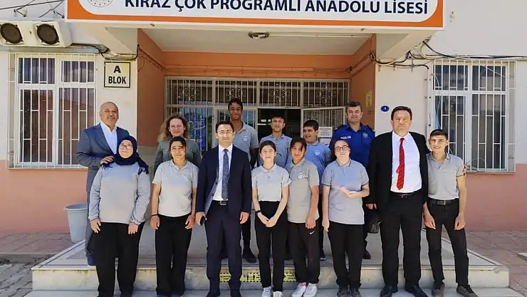 Kiraz'da Engelliler Haftası'nda Anlamlı Ziyaret