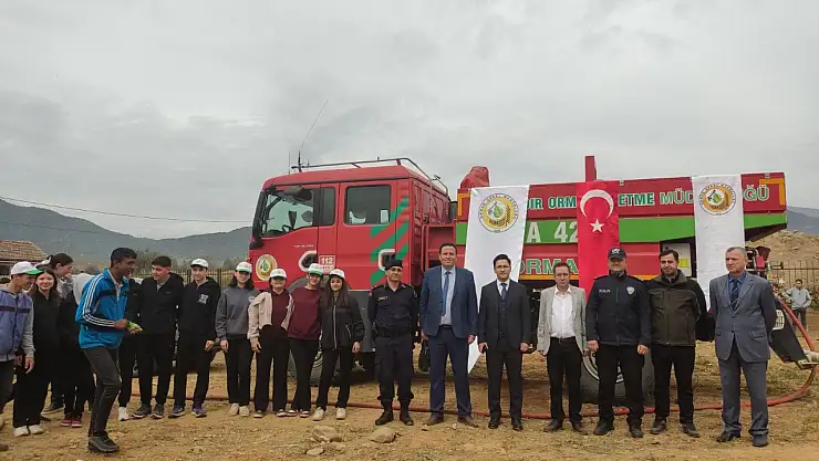 Kiraz'da fidan dikme etkinliği düzenlendi