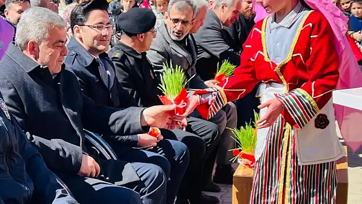 Kiraz'da Nevruz Coşkusu