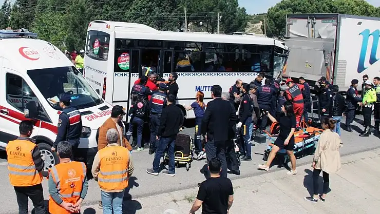 Korkunç kazada ağır yaralanan kadın hayatını kaybetti