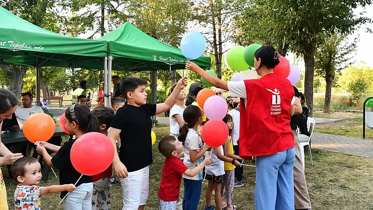 Mahalle sakinleri ‘Yaz Tepebaşı’nda Güzel’ etkinliğinde buluştu