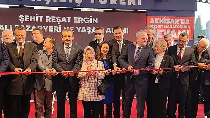 MEHMET ERİŞ AKHİSAR'DA 