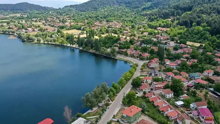 MEHMET ERİŞ 'GERÇEK ALTIN TOPRAK ÜSTÜNDE'