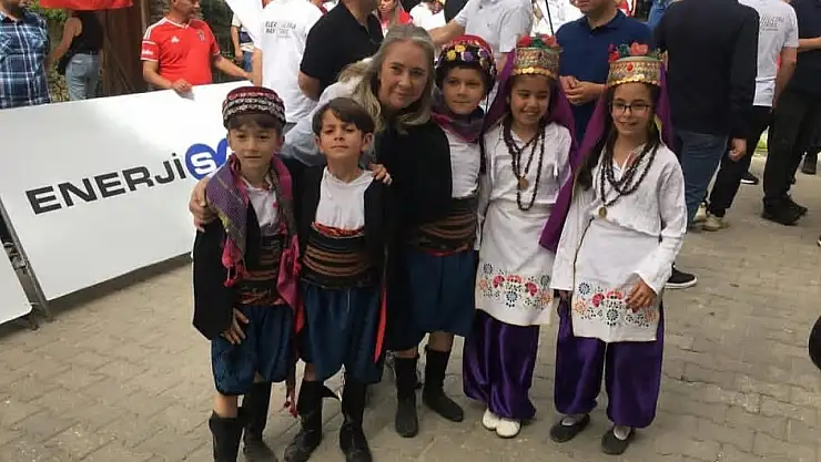 Minik Efeler Efeler Yolu'na Renk Kattı