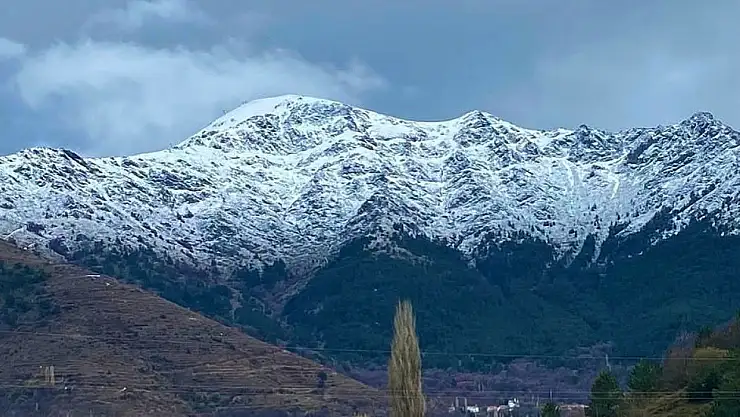 Nisan Sürprizi, Bozdağ'a Kar Yağdı