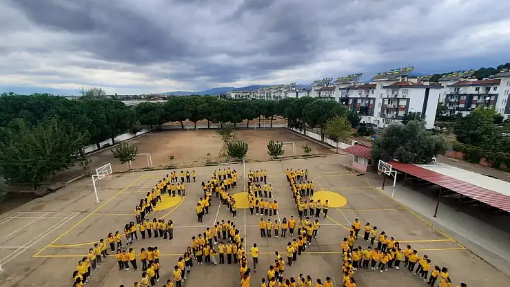 ÖDEMİŞ'İN KALBİ FİLİSTİN İÇİN ATIYOR