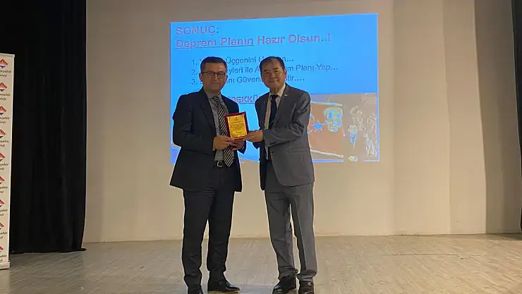 Ödemiş Kaymakamı Erdoğan, 'Afetlere Hazır Ol' Seminerine Katıldı