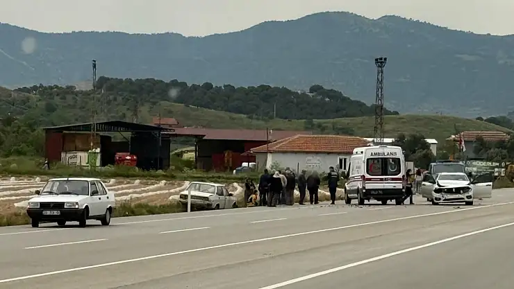 Ödemiş Kaymakçı Yolunda Trafik Kazası Meydana Geldi