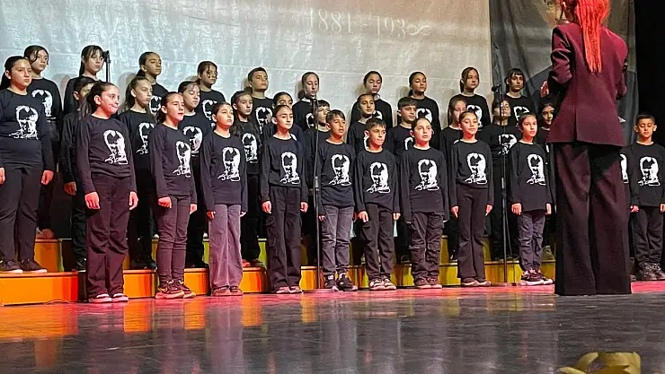 Ödemiş'te 10 Kasım'da Atatürk Saygı ve Minnetle Anıldı