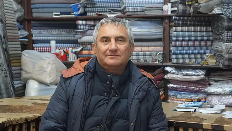 Ödemiş'te Babadan Oğula Bir Kumaş Dükkanı 'Esat Manifatura'