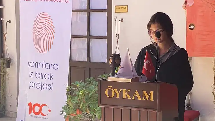 Ödemiş'te Necip Fazıl Kısakürek Şiirleri Yankılandı