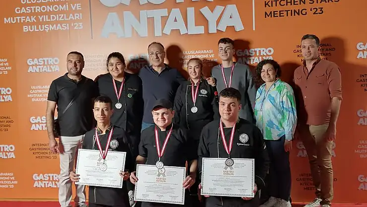 OKULUMUZ GASTROANTALYA'DAN MADALYALARLA DÖNDÜ