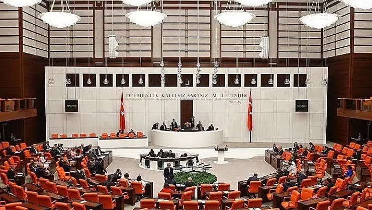 Resmi Gazete’de yayımlandı: Meclis’in çalışma süresi uzatıldı