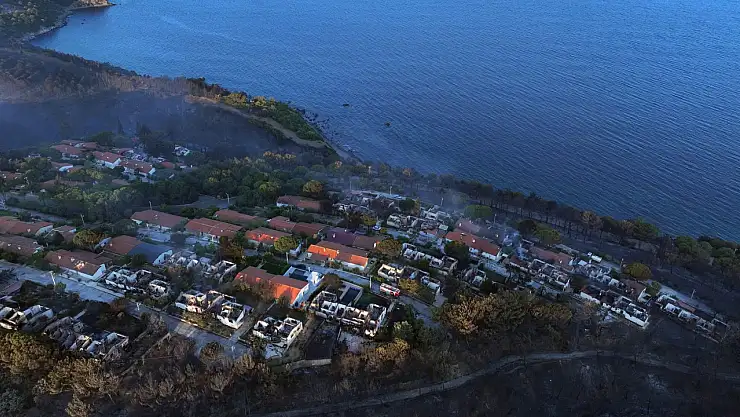 Seferihisar'daki Yangında Doğankent Sitesi Büyük Zarar Gördü