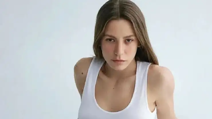 Serenay Sarıkaya ve Metin Akdülger başrollü Netflix dizisine yeni oyuncu: Hakan Kurtaş kadroda