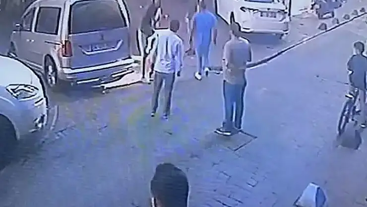 Taksim’de 4 kişi ile kavga eden Rus turistin bıçaklanarak hayatını kaybetti