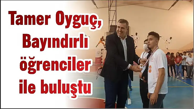 Tamer Oyguç, Bayındırlı öğrenciler ile buluştu
