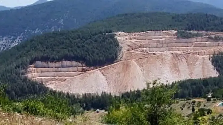 TARIM OVALARINA TAŞ OCAĞI ŞOKU: TORBALI, TİRE VE MENDERES TEHLİKEDE