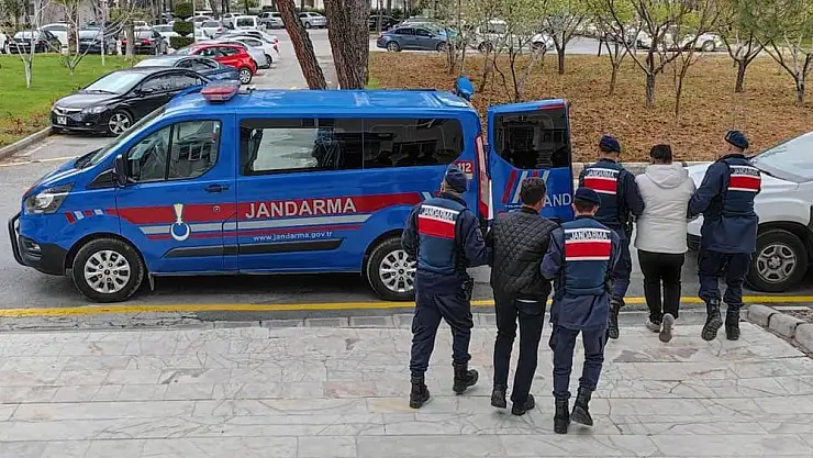 Terör örgütü iltisaklı 3 kişiye gözaltı kararı