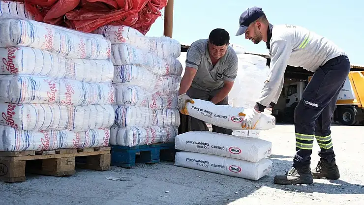 Tire Belediyesi'nden Kırsal Mahallelere Bayram Temizlik Desteği