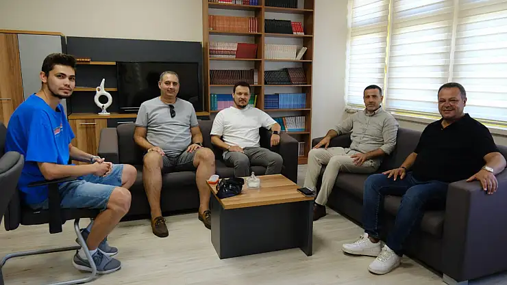 Tire Belediyespor Başkanı'ndan İlçe Gençlik Spor Müdürü'ne Ziyaret 