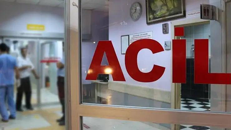 Tire'de 4 Öğrenci Aynı Yemekten Sonra Hastaneye Kaldırıldı