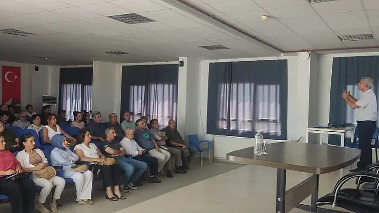 TİRE'DE OKUL MÜDÜRLERİNE 'TÜRKİYE YÜZYILI MAARİF MODELİ' SEMİNERİ