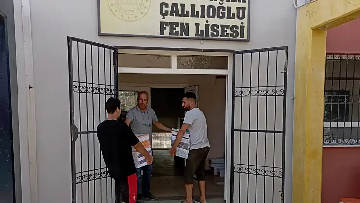 Tire'de Ücretsiz Ders Kitaplarının Dağıtımı Sürüyor
