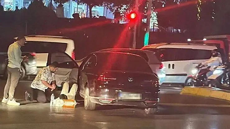 Trafik ışıklarında silahlı saldırı