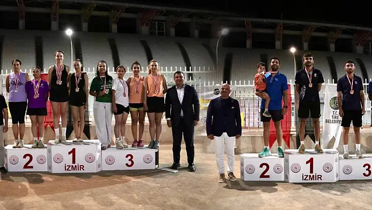 Türkiye Volo Şampiyonası Yer Oyunları Müsabakaları Tire'de Tamamlandı