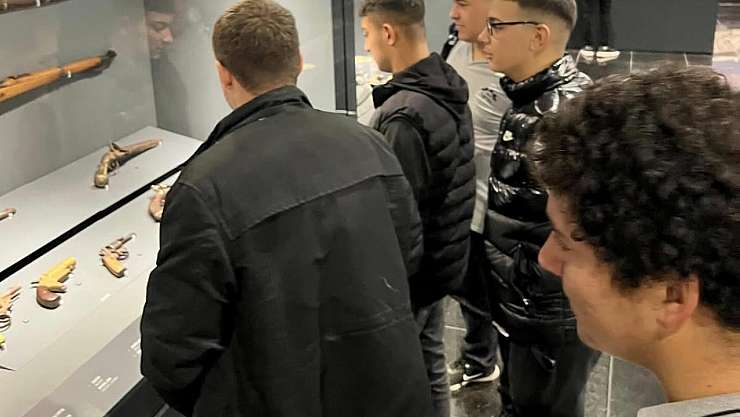 Ülkü Ocakları Ödemiş, Aziz Sancar Eğitim Programı Kapsamında Ödemiş Müzesi'ni Ziyaret Etti