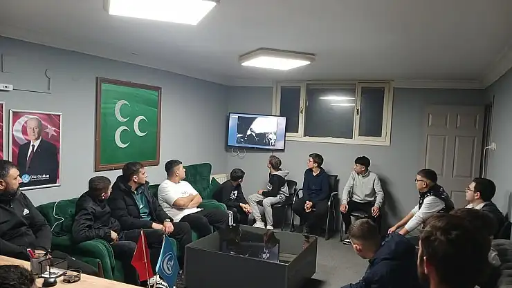 Ülkü Ocakları Ödemiş'ten Cumhuriyet Temalı Belgesel Etkinliği