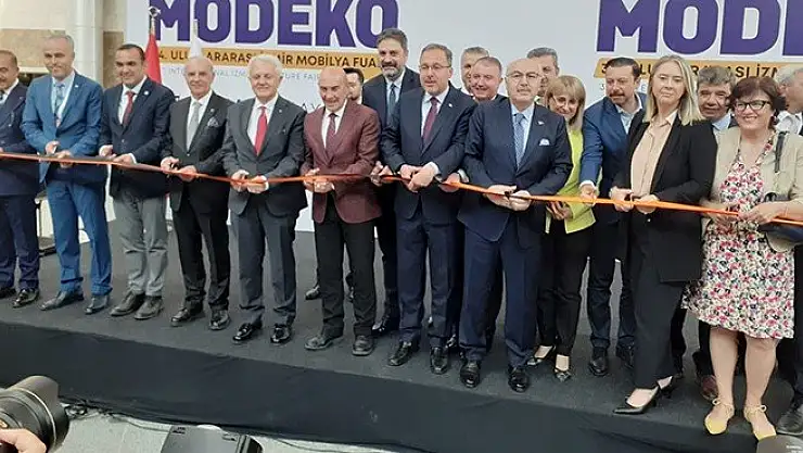 Uluslararası Mobilya Fuarı, kapılarını İzmir'de ziyaretçilere açtı