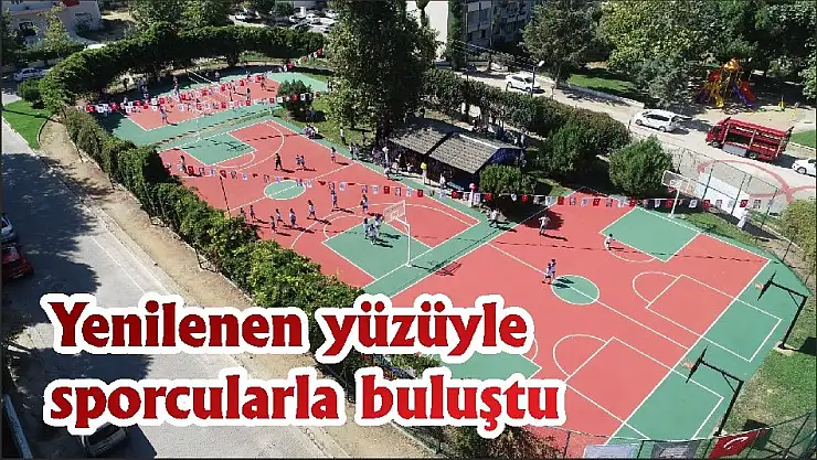 Yenilenen yüzüyle sporcularla buluştu