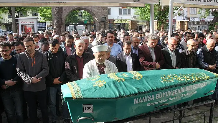 Yüzmek için gittiği havuz sonu oldu
