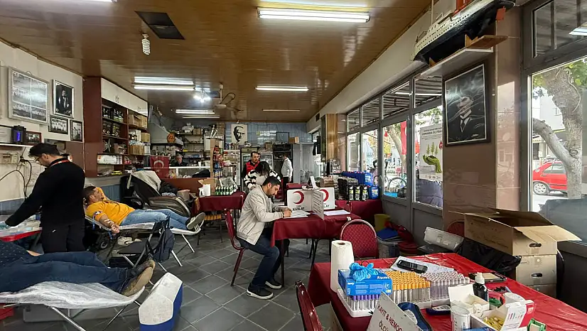 3 Eylül Mahallesi'nde Kızılay İçin Kan ve Organ Bağışı Etkinliği