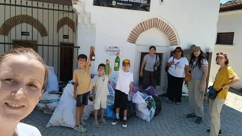 Birgi Yangın Gönüllülerinden Doğa Temizliği Seferberliği
