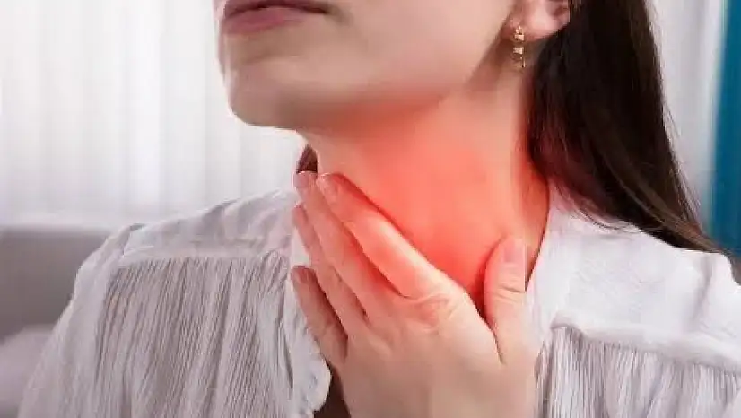 Boğaz Ağrısına Ne İyi Gelir? Uzmanlardan Rahatlatıcı Öneriler