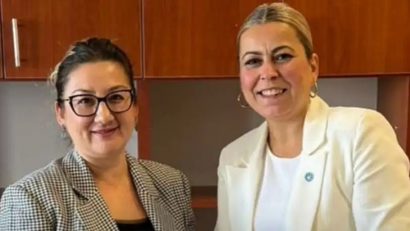 İYİ PARTİ TİRE'DE YENİ DÖNEM BAŞLADI: ELA EKİCİ GÖREVE BAŞLADI